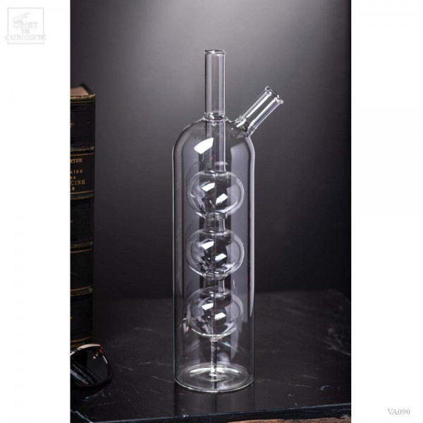 Laboratory glass with inner bubbles
