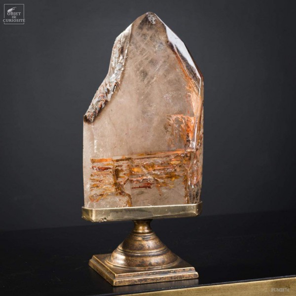 Pointe de cristal repolie avec latérite (1.6kg) Madagascar - sur base laiton
