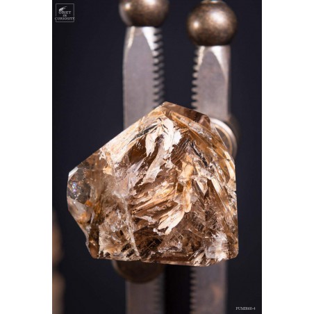 prehistoric water inside a smoky Crystal on mechanism