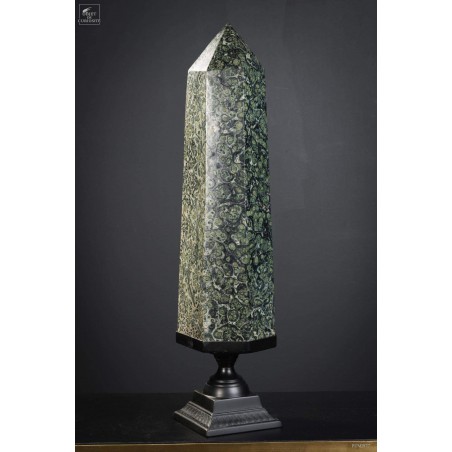 Kambamba Jasper (10.7kg) on black base