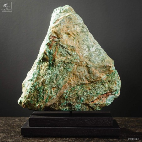Grenn Fuchsite from Brazil on black base