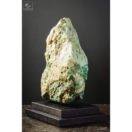 Grenn Fuchsite from Brazil on black base