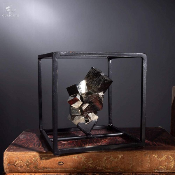 Pyrite Navajun dans cage filaire carrée