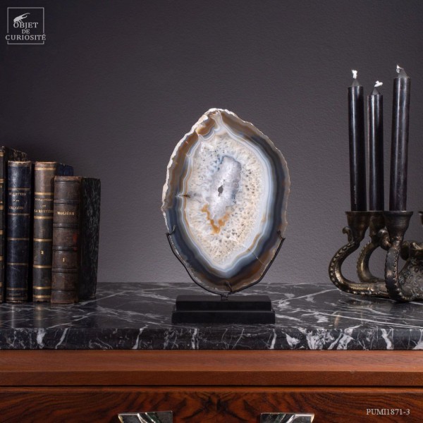 Agate en tranche, bordure noire (Brésil)