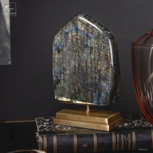 Golden polished labradorite 2.3Kg