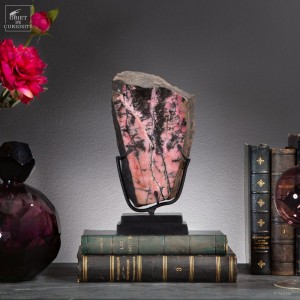 Rhodonite (Madagascar) -2.1KG-