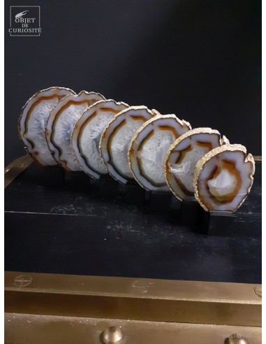 Série de 7 tranches d'agate noires...