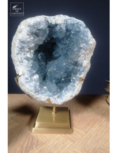 Blue celestina geodel (4.4kg) from...