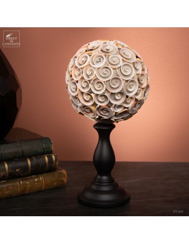 Sphère de tranches de coquillages...