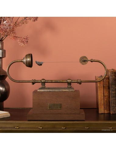 Météorite (45g) en lévitation...