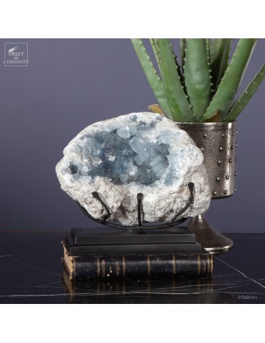 Géode de célestite de 4.3kg...