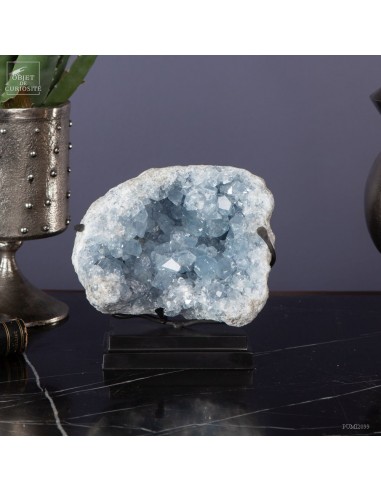 Blue celestina geodel (1.7kg) from...