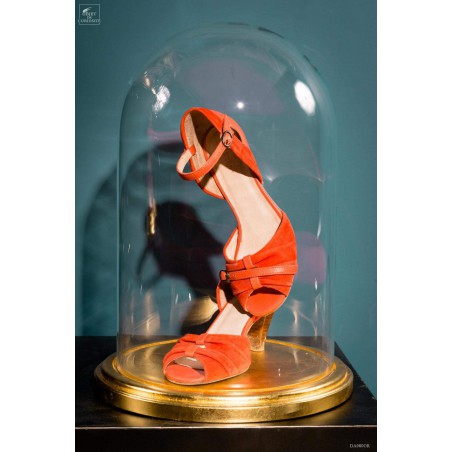 Glass bell jar on gold leaf base