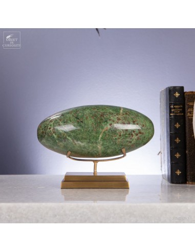 Lingam chrysoprase verte polie (1.8kg)