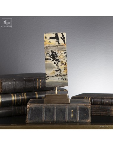 Pierre paysage rectangulaire sur base...
