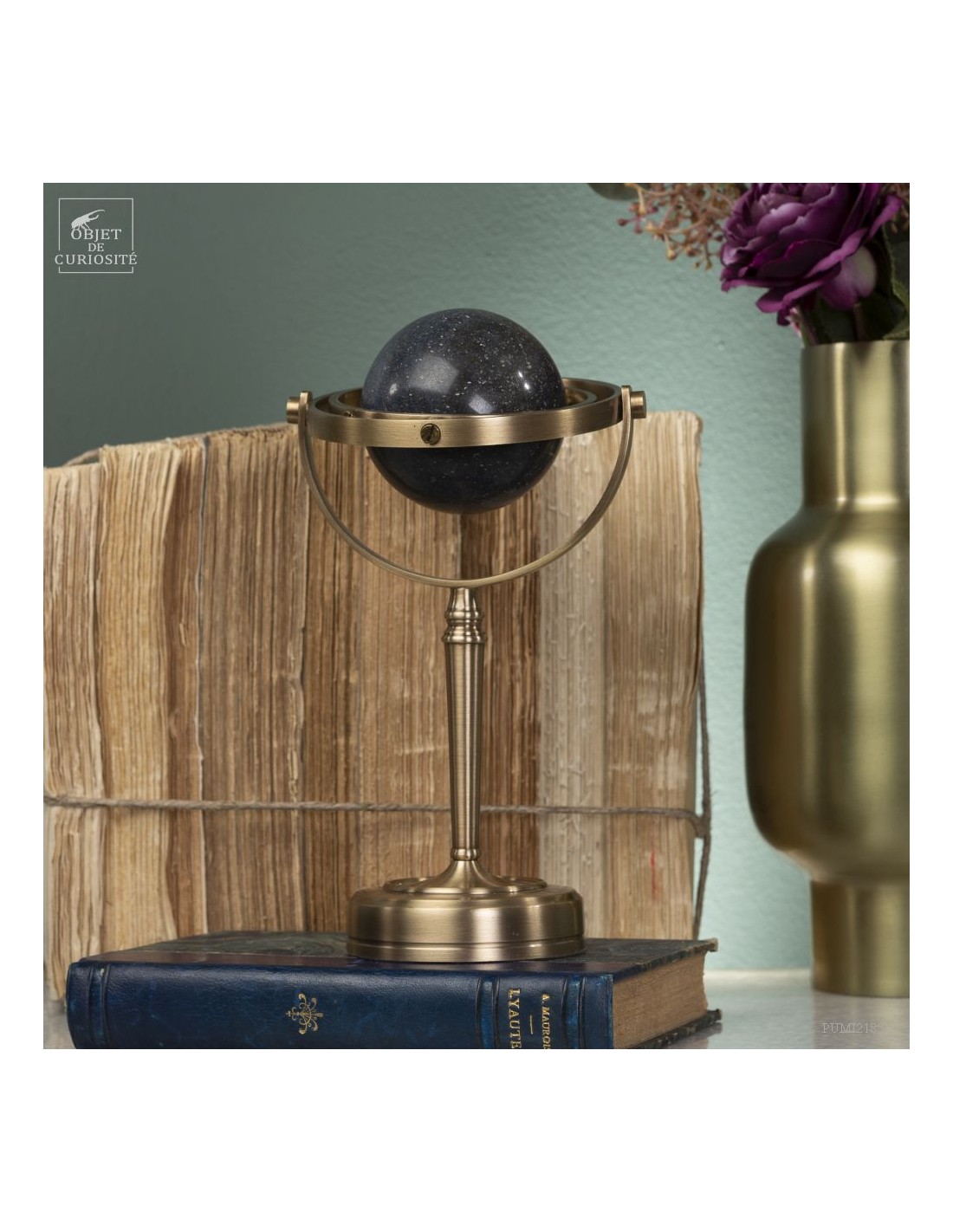 Sphère de lazurite dans support... Sphère de lazurite dans support...