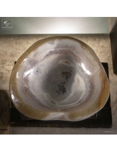 Agate cup from Madagascar... 2