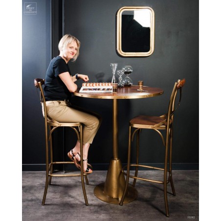  Bar table