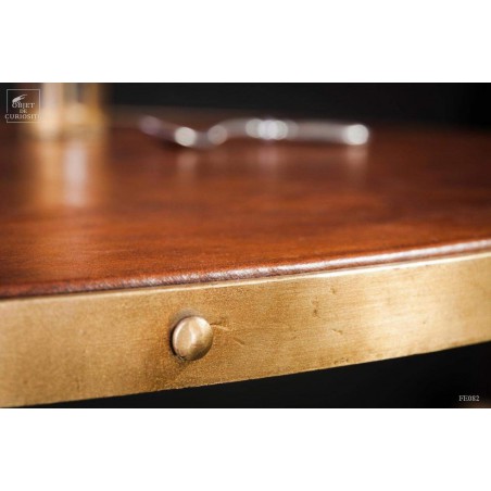  Bar table