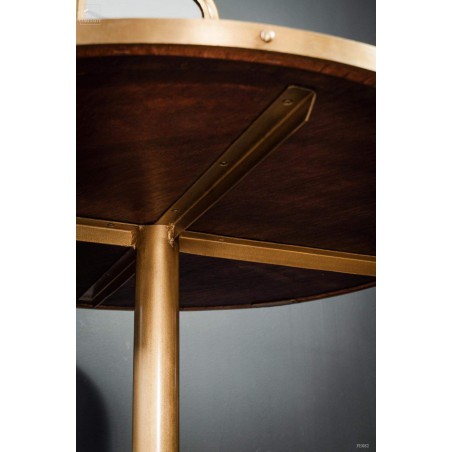 Bar table