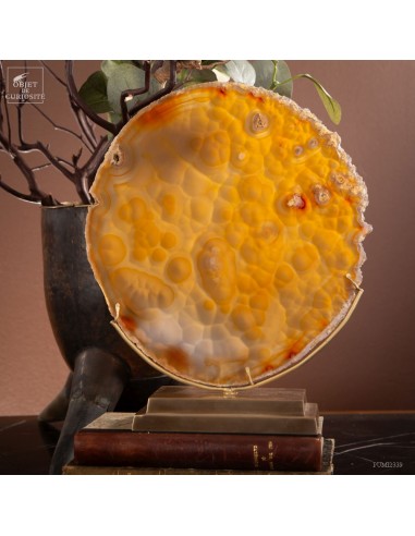 Slice of Agate "almost a planet" from...