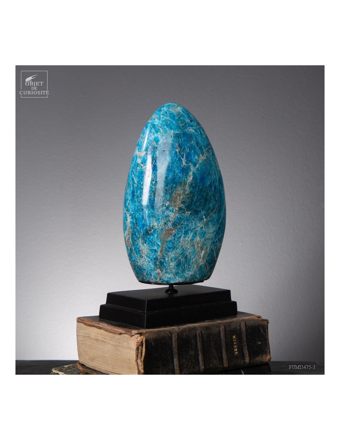 Apatite bleu de Madagascar (2kg) Apatite bleu de Madagascar (2kg)