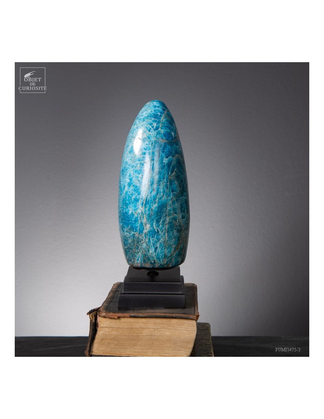 Apatite bleu de Madagascar (2kg) Apatite bleu de Madagascar (2kg)