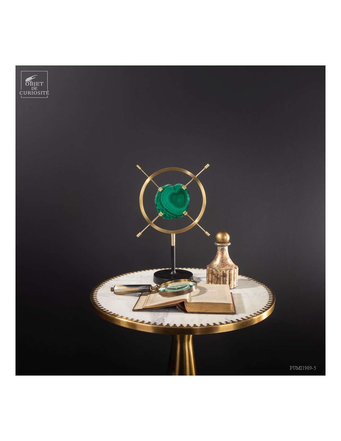 Slice of malachite in brass... Slice of malachite in brass...