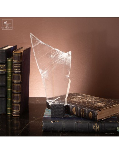 Gypsum from France on black base