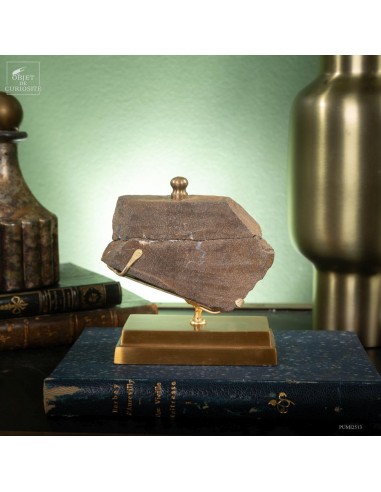 Boulder Opal (two parts) of 535g on...