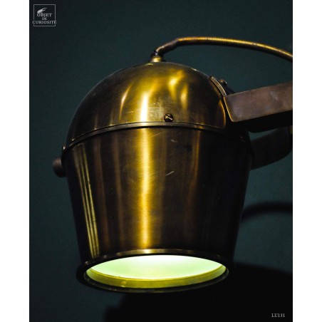 Binocular wall lamp