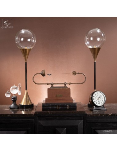 Dronino meteorite (45g) in horizontal...