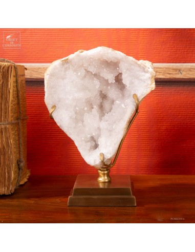 Géode de quartz ouverte (Maroc)...