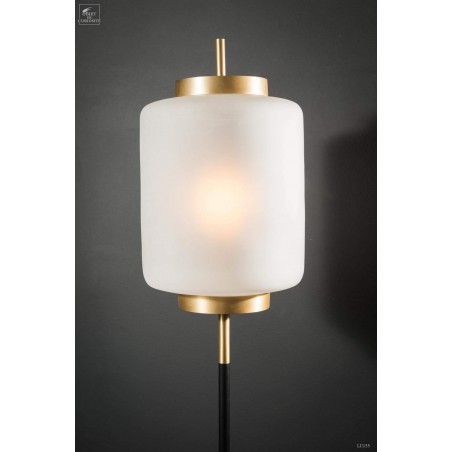Floor lamp with frozen glass