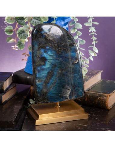  Polished labradorite from Madagascar