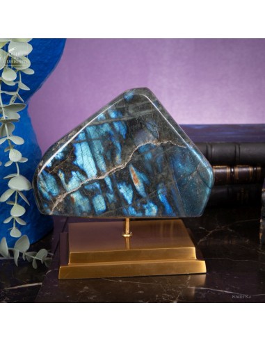 3.1Kg Polished labradorite from...