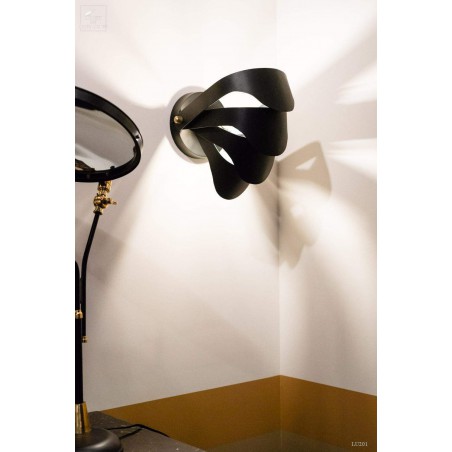 Fan wall light