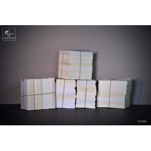 Livres brochés 1mètre blancs sans couverture