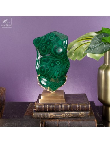 Polished green malachite (1.9Kg) on...