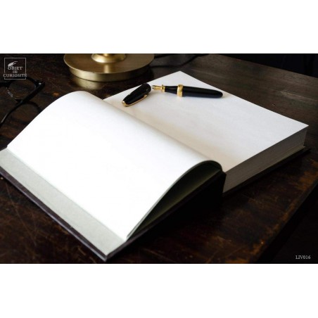Livre de confinement couverture cuir