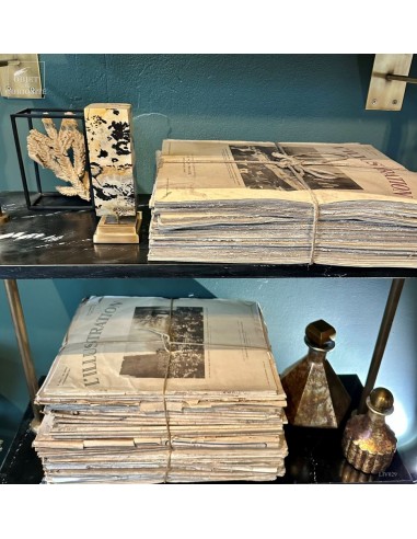 Stack of L’Illustration magazines...
