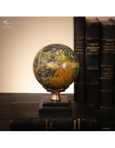 Opal sphere (Madagascar)