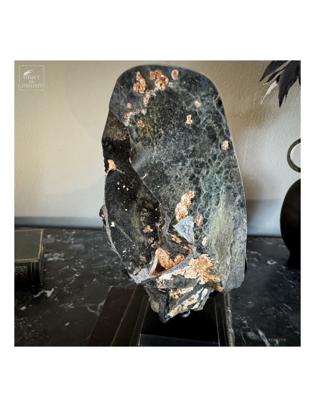 Géode d’agate ouverte – Brésil Géode d’agate ouverte – Brésil