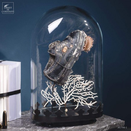 Junk of the sea: black shoe