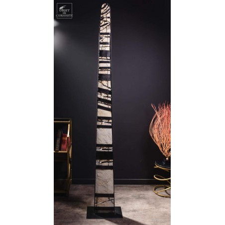 Orthoceras géant brisé  restauration sarcophage de fer