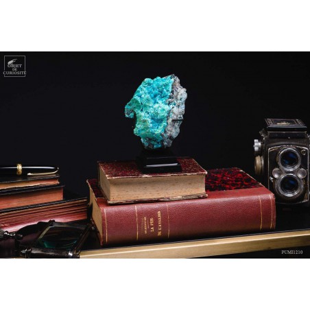 Chrysocolle naturelle du Pérou socle noir carré