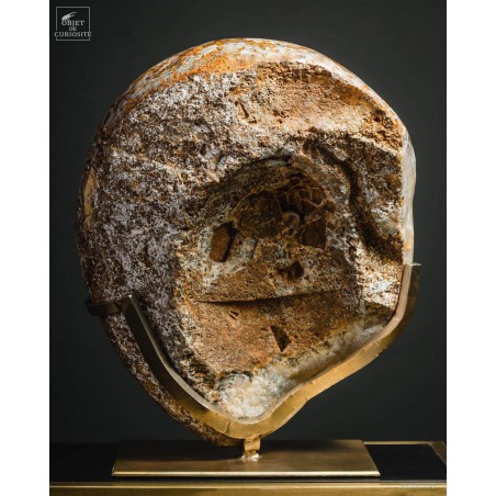 Nodule géant d'agate 44.4kg (Brésil) socle laitonné