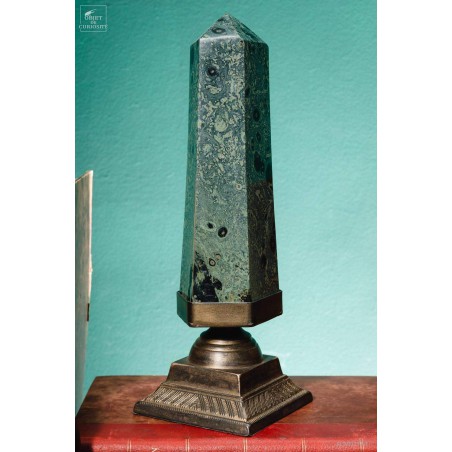 Kambamba Jasper (3.13kg) on brass stand