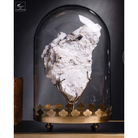 White aragonite (5.2kg) in oval glass