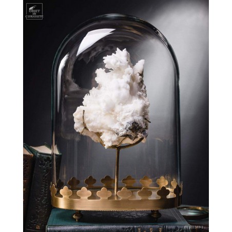 White aragonite (3.4kg) in oval glass